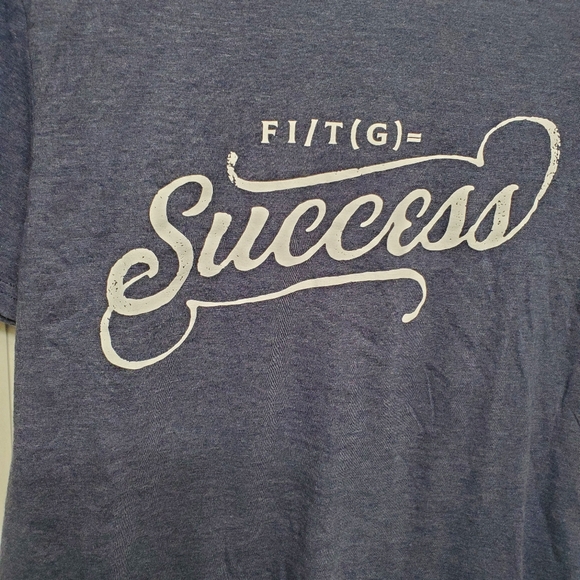 District Very Important Tee - Picture 2 of 10